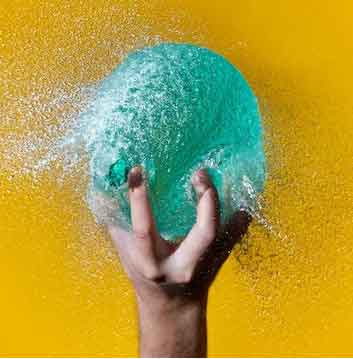 乳腺按摩可(kě)以解決乳腺增生(shēng)嗎(ma)？直接按摩乳房(fáng)要(yào)不(bù)得(de)！