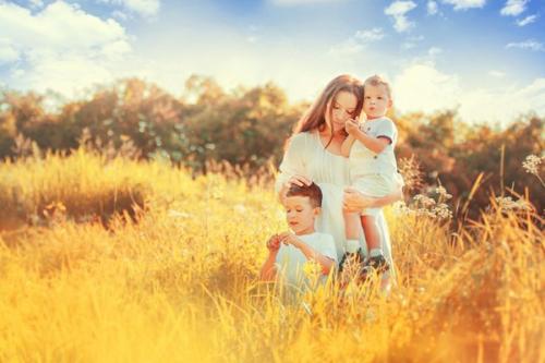 放(fàng)大(dà)你(nǐ)的(de)母愛(ài)，讓愛(ài)驅走疾病的(de)陰霾